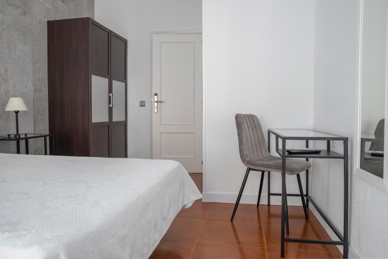 Hostal Tokio Madrid Luaran gambar