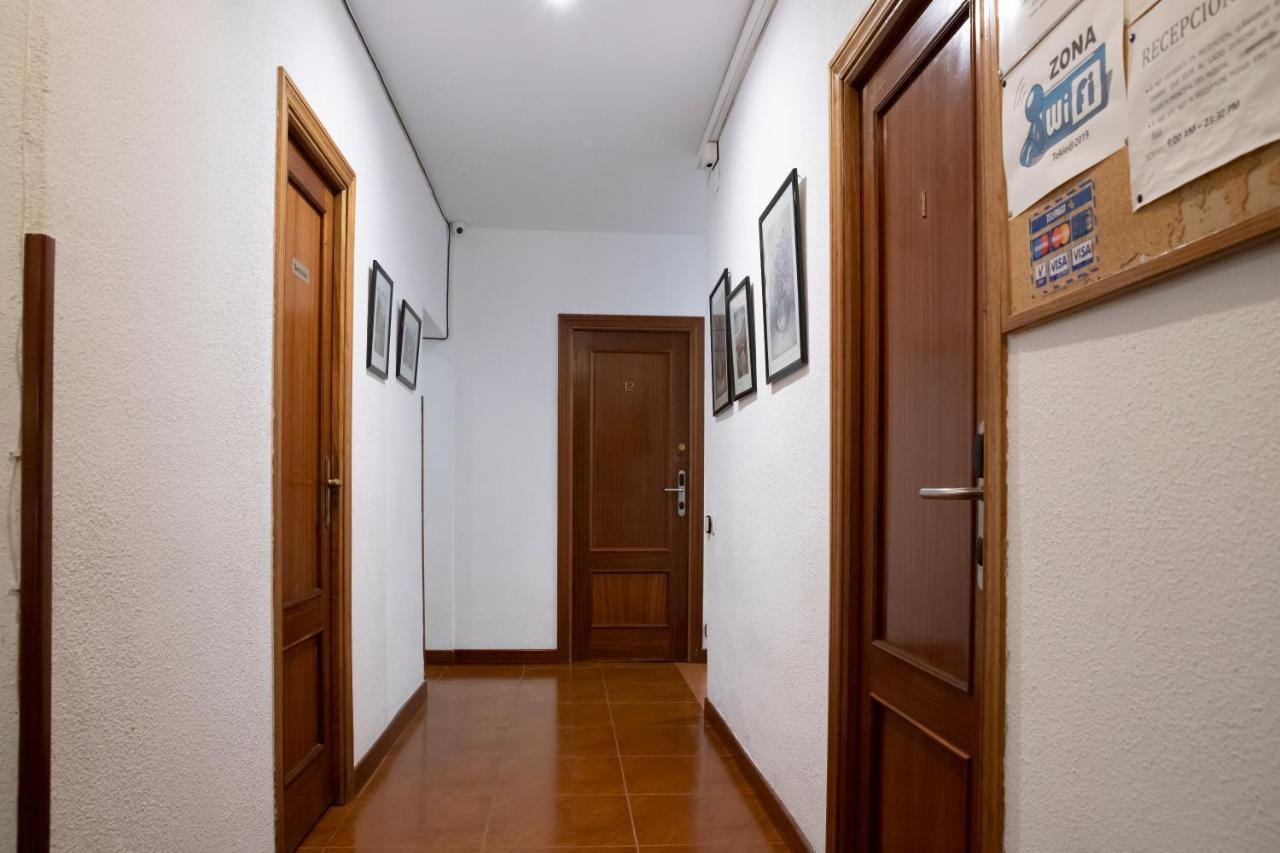Hostal Tokio Madrid Luaran gambar